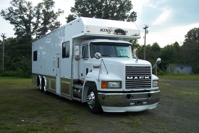 511953211090612-2009-30ft-King-of-the-Road-Motorhome